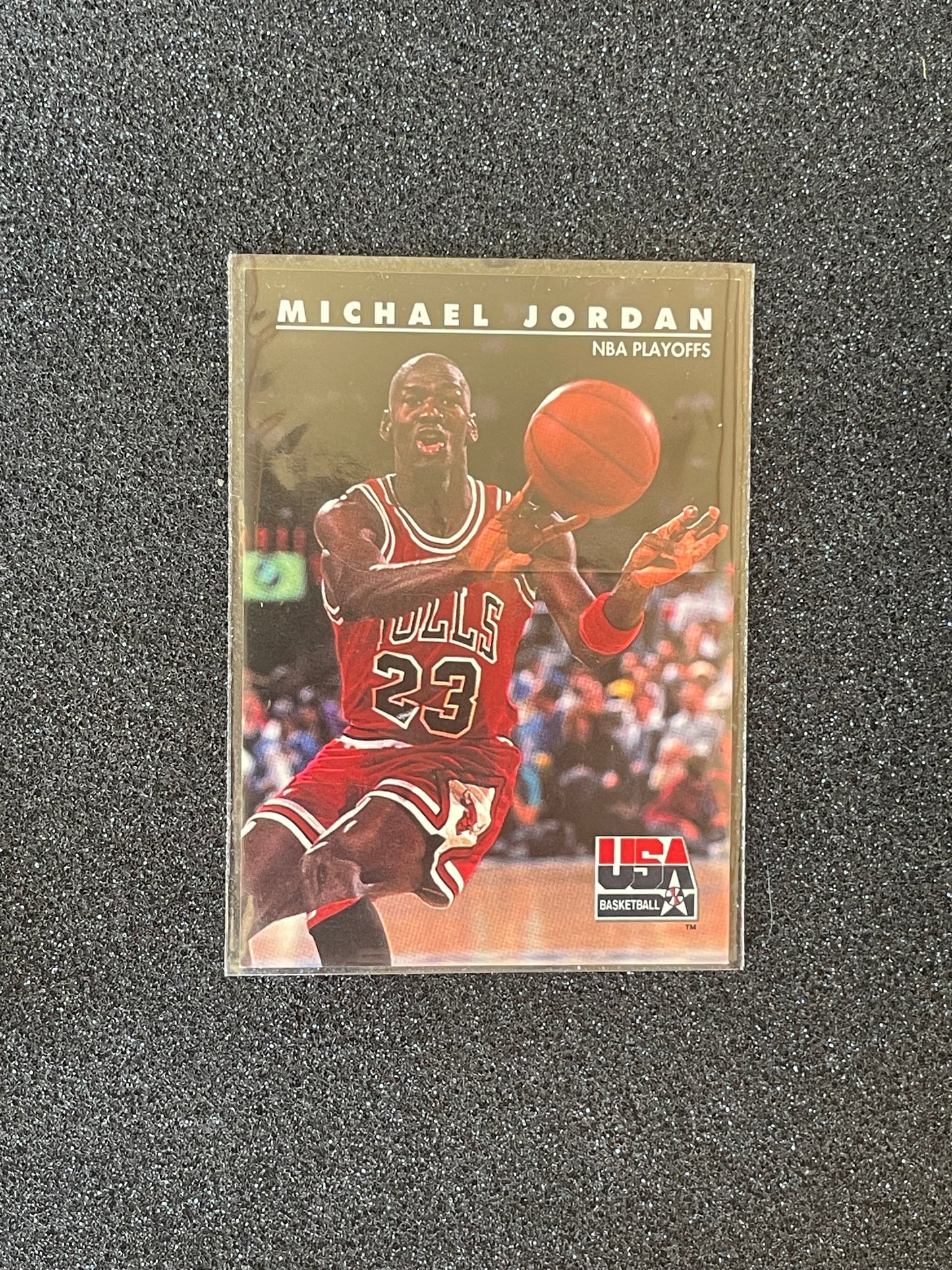 1992 SkyBox USA Basketball Michael Jordan #42 NBA Playoffs Insert – Chicago Bulls