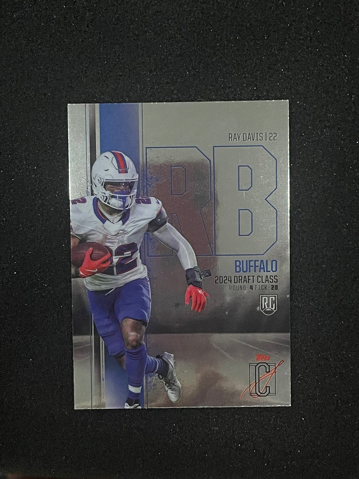2024 Topps Signature Class Ray Davis Rookie Parallel Card – Buffalo RB | RCV-15