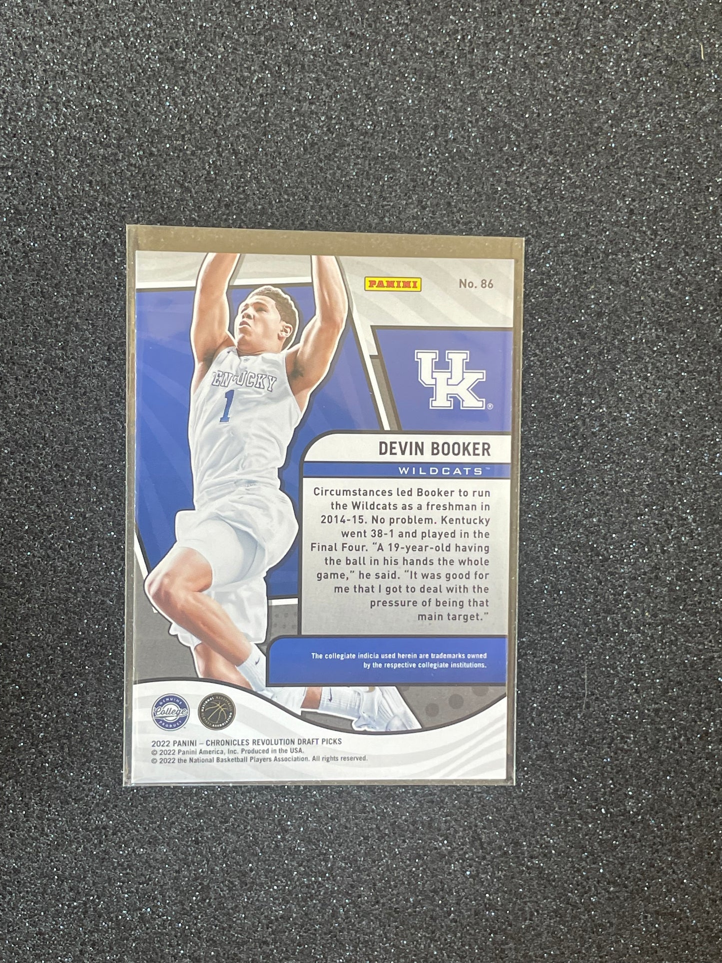 2021-22 Panini Chronicles Draft Picks Revolution #86 Devin Booker – Base Card (Phoenix Suns)