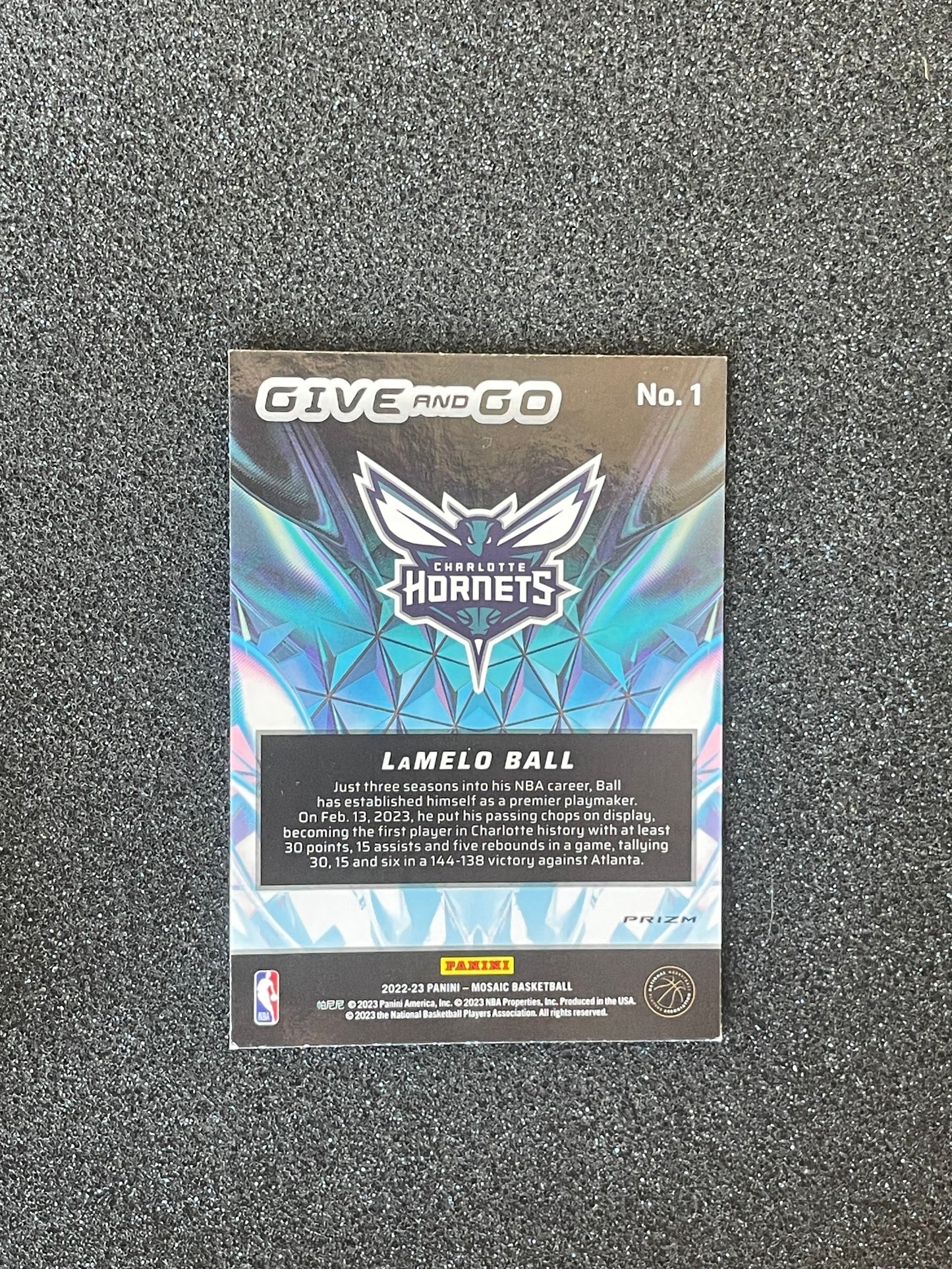 LaMelo Ball 2022-23 Panini Mosaic “Give and Go” Green Prizm Insert | Charlotte Hornets
