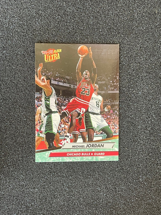 1992-93 Fleer Ultra Michael Jordan #27 Chicago Bulls NBA Base Card