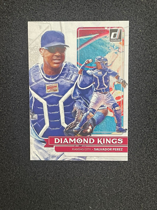 2022 Donruss Diamond Kings Salvador Perez Insert | Kansas City Royals